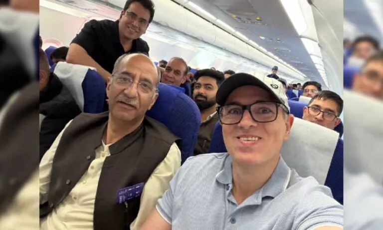 ‘വലിയ നിമിഷം...’; രഞ്ജിയിൽ ജമ്മു-കശ്മീരിന്റെ ചരിത്ര വിജയം നേരിട്ടുകാണാൻ മുഖ്യമന്ത്രി ഉമർ അബ്ദുല്ല