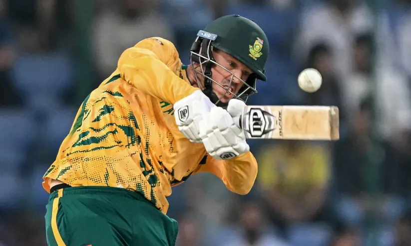 ട്വന്റി 20 ലോകകപ്പ്; സിംബാബ്‌വെയെ അഞ്ച് വിക്കറ്റിന് തകർത്ത് ദക്ഷിണാഫ്രിക്ക സെമിയിൽ