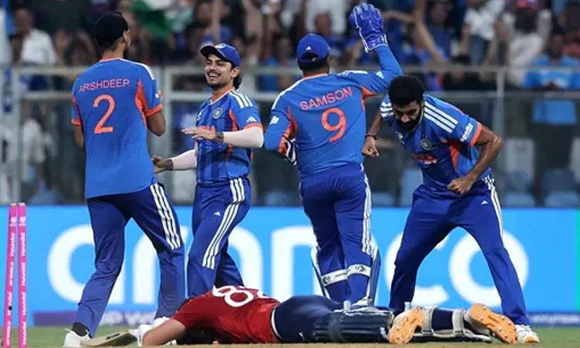 ഇംഗ്ലീഷ് പരീക്ഷ പാസായി; ഇന്ത്യ ഫൈനലിൽ