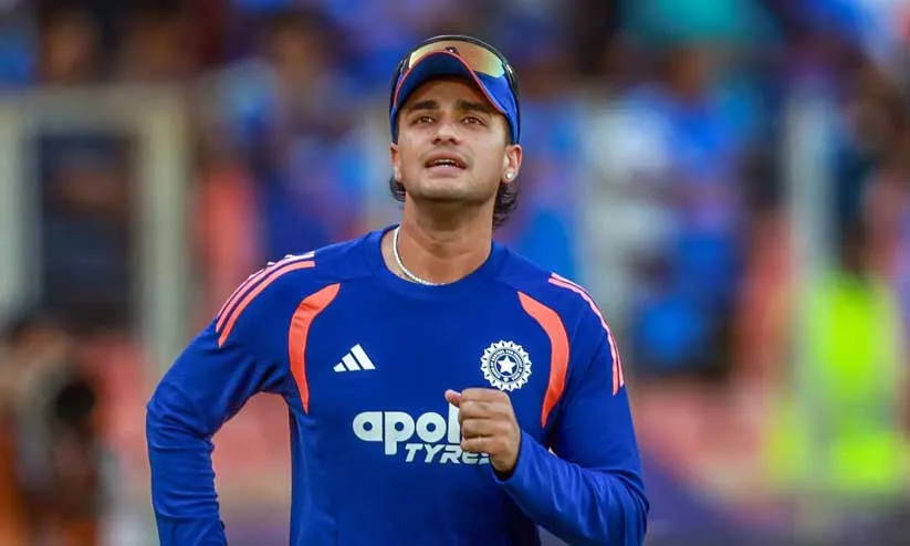 അഭിഷേക് ശർമയെ ഒഴിവാക്കൂ...; ട്വന്‍റി20 ലോകകപ്പ് ഫൈനലിൽ കളിപ്പിക്കരുതെന്ന് മുൻ ഇന്ത്യൻ താരം