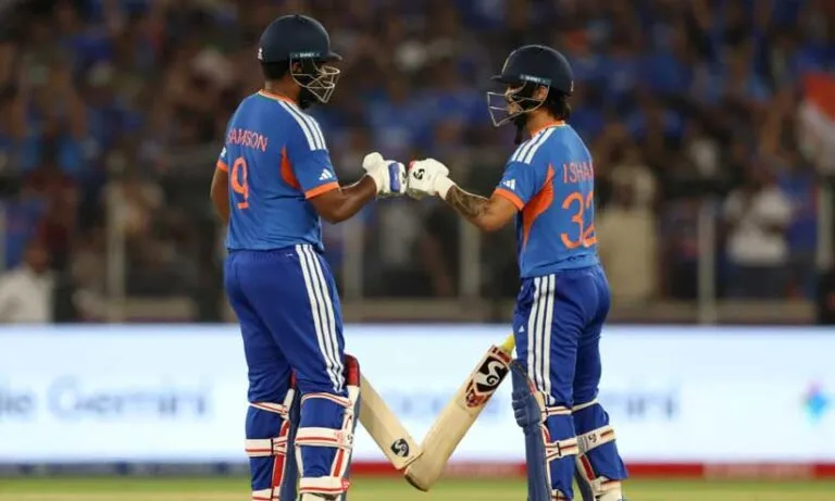 കോഹ്ലിയെ ‘വെട്ടി’ സഞ്ജു! ഇനി ഹിറ്റ്മാൻ; റെക്കോഡുകൾ തകർത്തെറിഞ്ഞ് സൂപ്പർതാരം