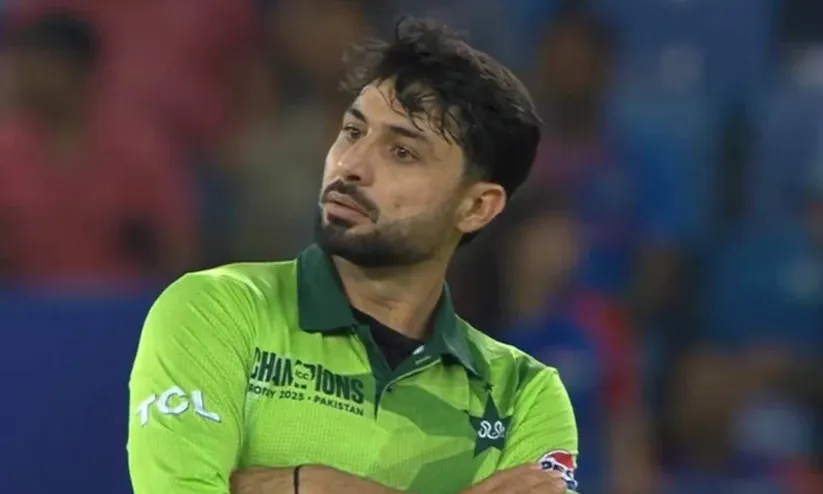 പാക് താരം‘ഇന്ത്യൻ’ ടീമിൽ; പ്രതിഷേധം വ്യാപകം