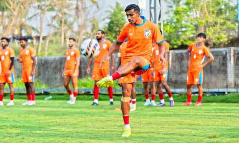 ഒരു ‘ഇൻറർനാഷനൽ’ കളി കൊച്ചിയിൽ കണ്ടാലോ...;ഇന്ത്യ-ഹോങ്കോങ് എ.എഫ്.സി ഏഷ്യന് കപ്പ് യോഗ്യത മത്സരം നാളെ കലൂർ സ്റ്റേഡിയത്തിൽ