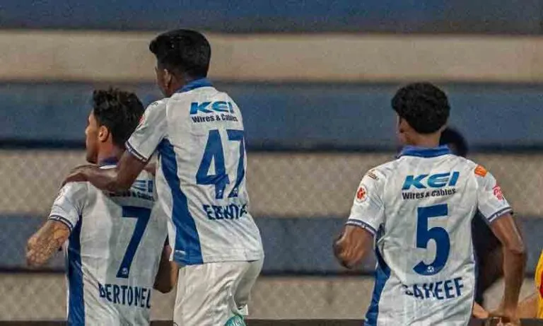 ഒടുവിൽ ബ്ലാസ്റ്റേഴ്സ് ജയിച്ചു; ബംഗളൂരുവിനെ വീഴ്ത്തിയത് ഒന്നിനെതിരെ രണ്ട് ഗോളുകൾക്ക്