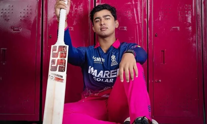 കാത്തിരുന്ന കുപ്പായത്തിലേക്ക് വൈഭവ് സൂര്യവംശി, കൗമാര വെടിക്കെട്ട് ഇനി ഇന്ത്യൻ സീനിയർ ടീമിലും; സചിന്റെ റെക്കോർഡ് പഴങ്കഥയാകും