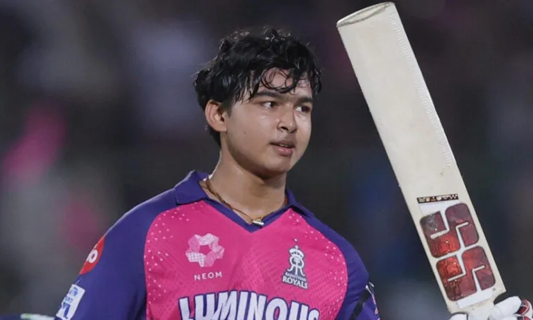 ചരിത്രം കുറിച്ച് വൈഭവ്, പിറന്നത് രണ്ടു വമ്പൻ റെക്കോഡുകൾ; നേട്ടം കൈവരിക്കുന്ന ആദ്യ താരം...