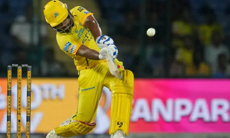 വീണ്ടും ചേട്ടൻ ഷോ! സഞ്ജു 52 പന്തിൽ 87*; ഡൽഹിക്കെതിരെ ചെന്നൈക്ക് എട്ടു വിക്കറ്റ് ജയം