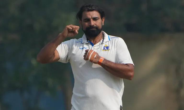 രഞ്ജി ട്രോഫി ;കേരളത്തിന് തകർച്ച, ഷമിക്ക് മൂന്ന് വിക്കറ്റ്
